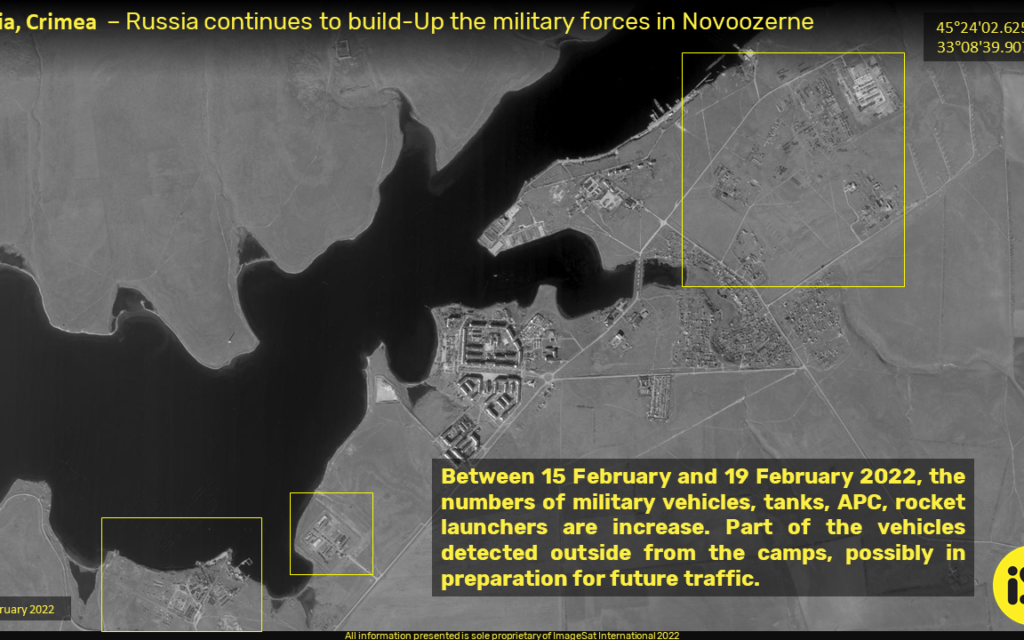 Las imágenes de satélite israelíes muestran una rápida acumulación militar rusa en Crimea