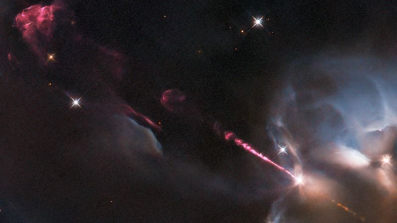 El Telescopio Hubble captura un sorprendente chorro similar a un láser de una estrella infantil (foto)
