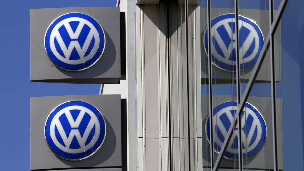 Volkswagen está retirando 246,000 Atlas SUV debido a un problema con las bolsas de aire y los frenos