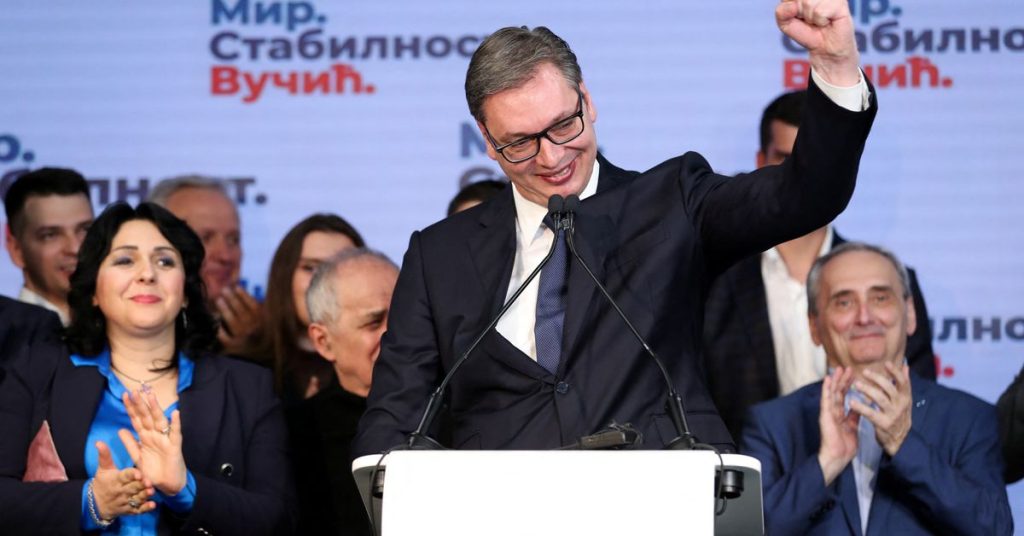 El actual presidente serbio, Vucic, se prepara para ganar un segundo mandato