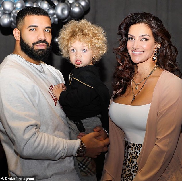 Co-padres: Drake y la madre del niño, Sophie Brousseau, no han estado saliendo exclusivamente, pero parecen tener una relación amistosa.