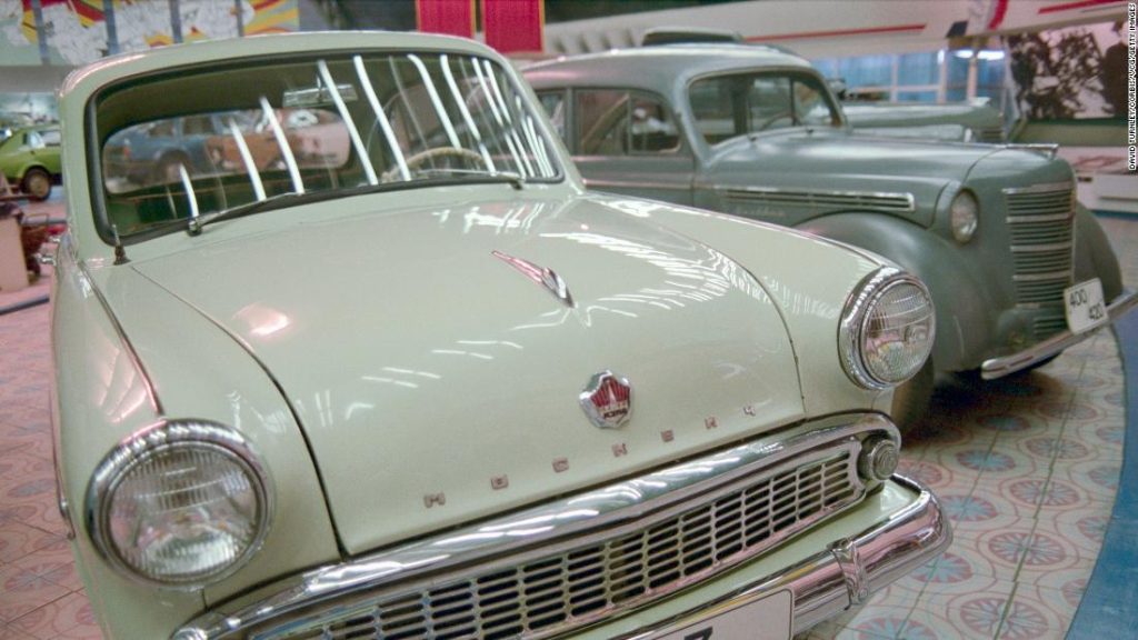 Moskvich: Rusia necesita automóviles, por lo que está reiniciando esta marca de la era soviética