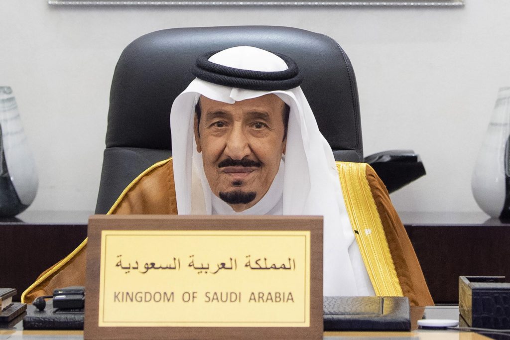 El monarca saudí fue ingresado en el hospital para una colonoscopia