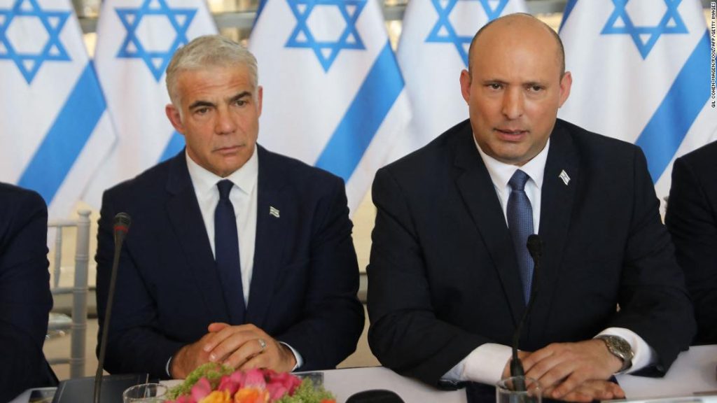 Israel se prepara para una posible quinta elección en cuatro años mientras el primer ministro Bennett avanza para disolver el parlamento