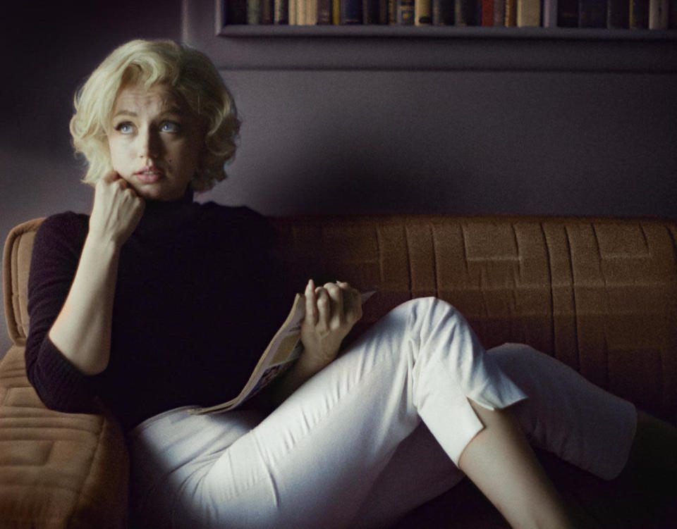 Rubio.  Ana de Armas como Marilyn Monroe.  Registro Comercial.  Netflix © 2022