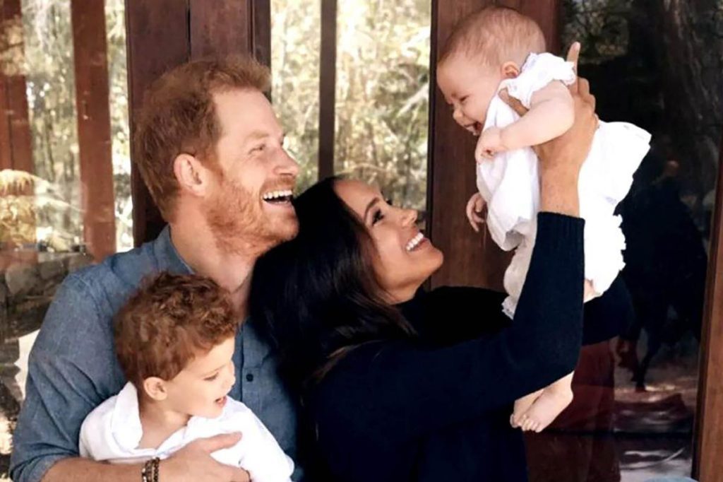 El príncipe Harry y Meghan publican una nueva foto de su hija Lillipet