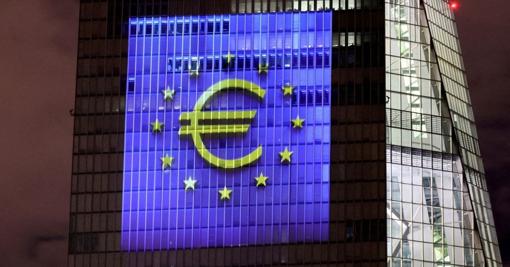 Las acciones y el euro caen mientras el Banco Central Europeo prevé un aumento de las tasas de interés
