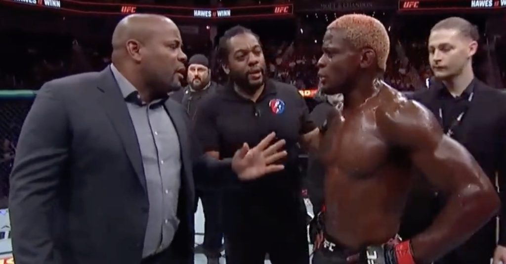 Video: Daniel Cormier y Phil Howes discuten acaloradamente en UFC Austin