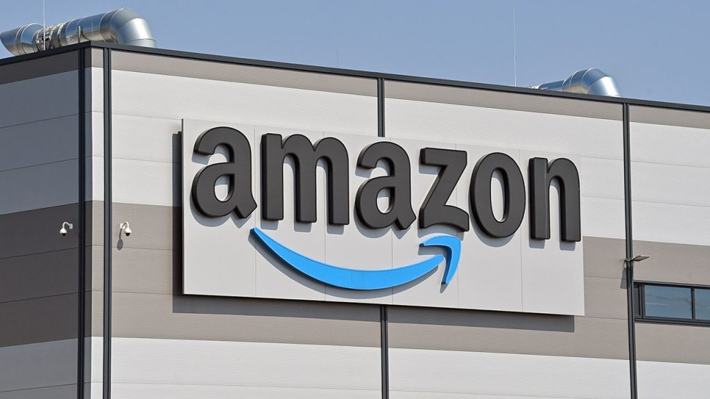 Amazon ha anunciado un cambio de política para los trabajadores fuera del horario laboral que podría afectar los esfuerzos sindicales