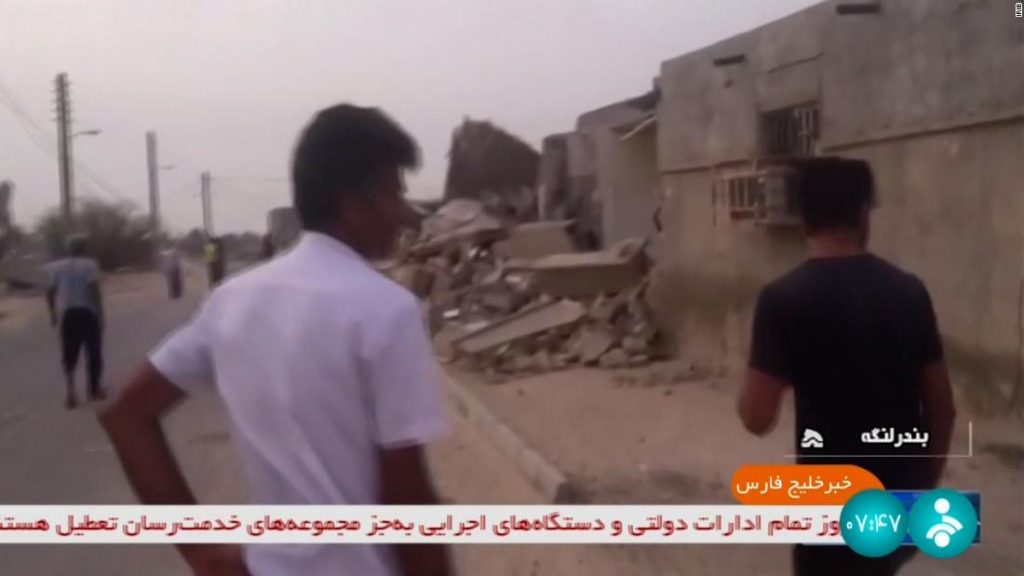 Al menos 5 muertos tras terremotos en el sur de Irán