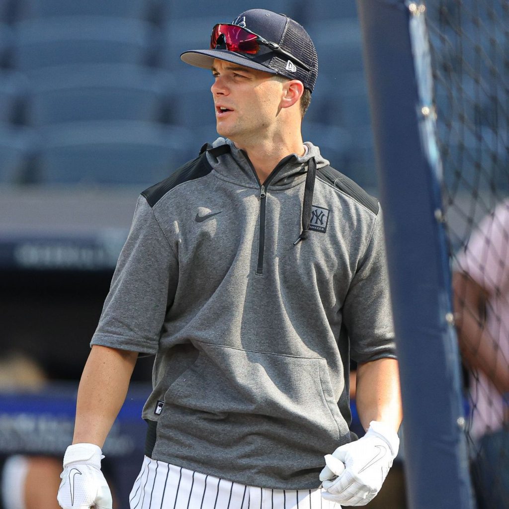 Andrew Benintende se une a los Yankees de Nueva York, listo para enfrentarse al ex contendiente