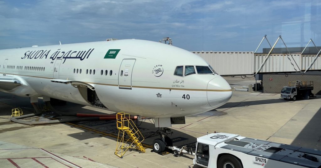 Arabia Saudita abre espacio aéreo para todas las aerolíneas, incluida Israel |  Noticias de aviación