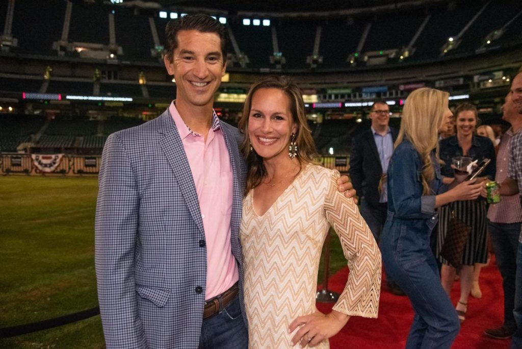 Nicole Hazen, esposa del gerente general de los Diamondbacks de Arizona, Mike Hazen, muere a los 45 años