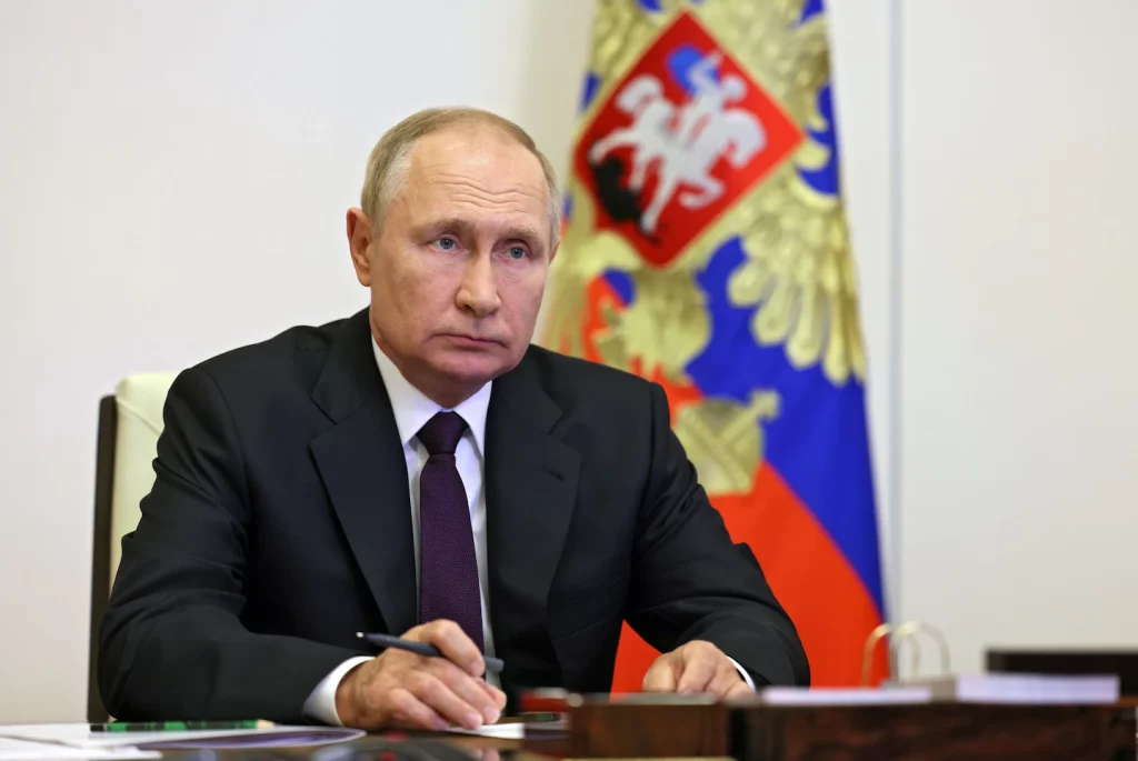 Estados Unidos dice que Rusia gastó millones en campaña política mundial secreta