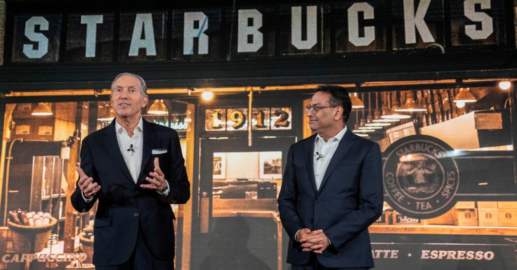Las acciones de Starbucks cambian de estrategia hacia la automatización y la expansión