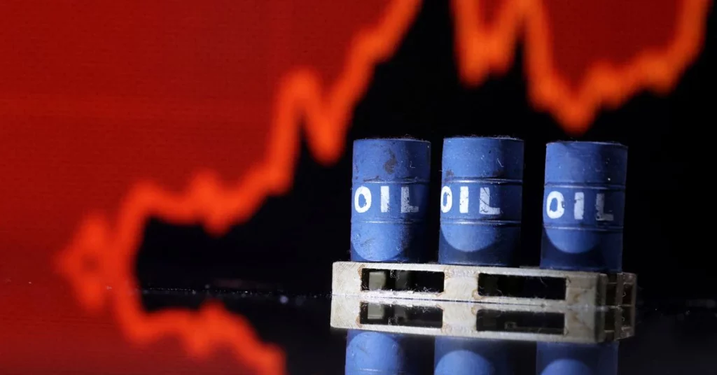 Los precios del petróleo tocan un mínimo de nueve meses en medio de temores de una recesión