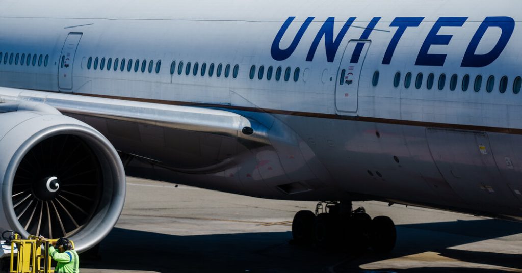 United Airlines planea detener JFK a menos que obtenga más espacios