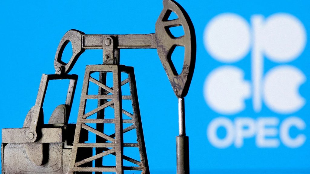 La reunión de la OPEP+ puede discutir los recortes de producción esta semana: Informe