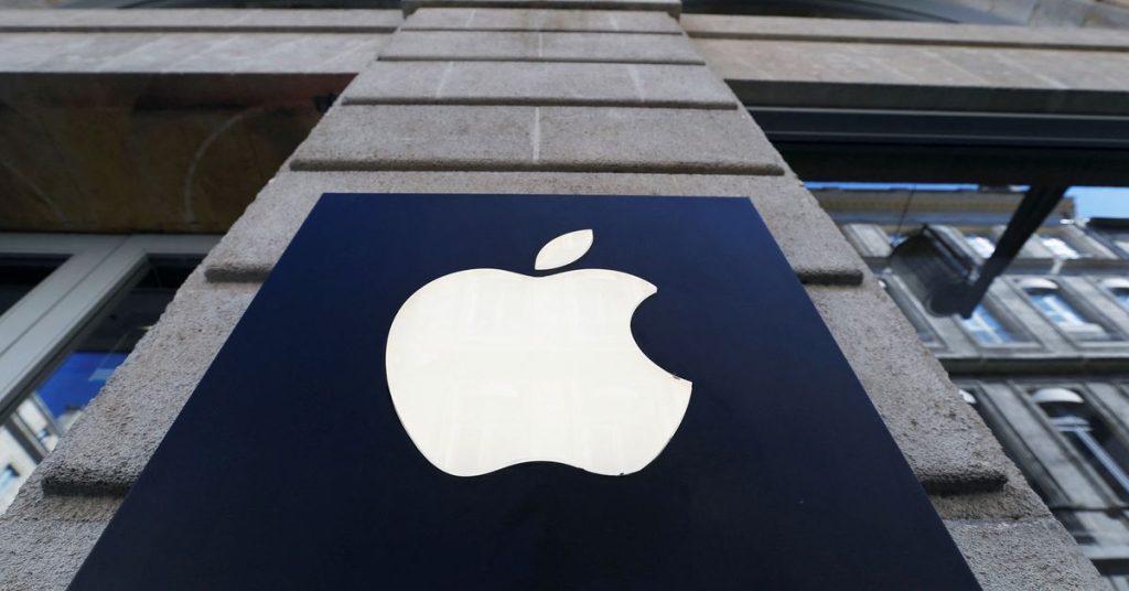 Las ganancias de Apple se disparan a medida que el pesimismo económico afecta la tecnología