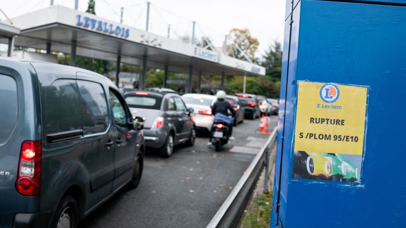 Aproximadamente 1 de cada 3 gasolineras francesas tiene al menos un combustible