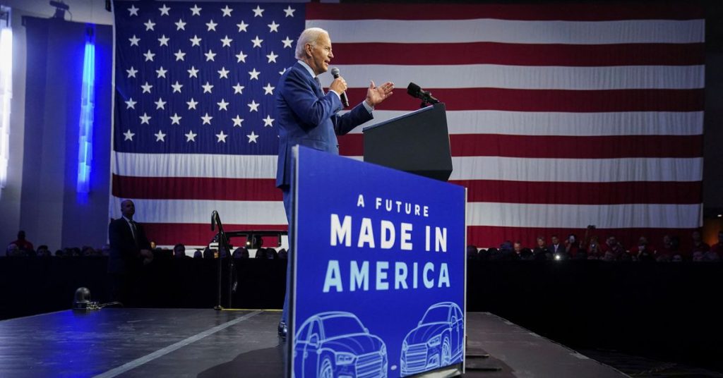 Biden dona 2.800 millones de dólares para impulsar la producción de metales en EE. UU. para baterías de automóviles eléctricos