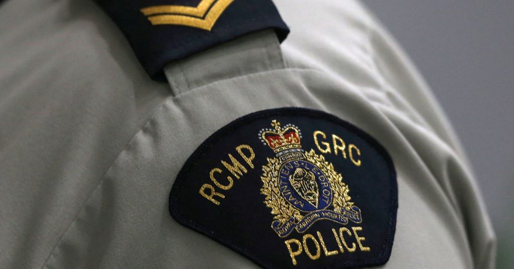 La policía dice que un trabajador del mayor productor de electricidad de Canadá ha sido acusado de espiar para China