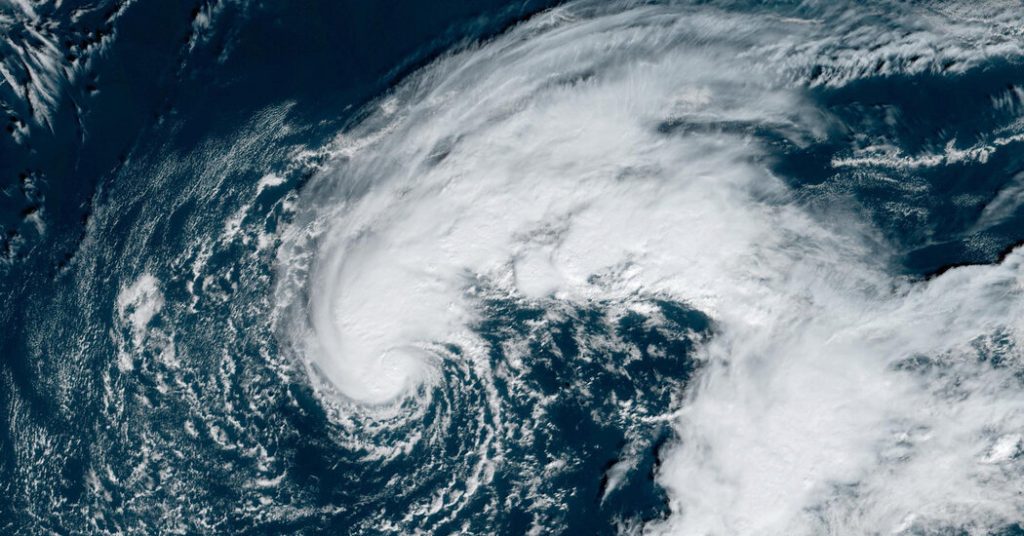 La tormenta tropical Martin se convierte en huracán el miércoles