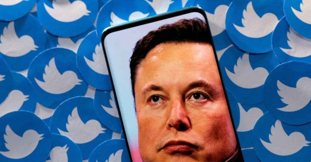 Musk dice que Twitter cobrará $ 8 al mes por una marca de verificación azul