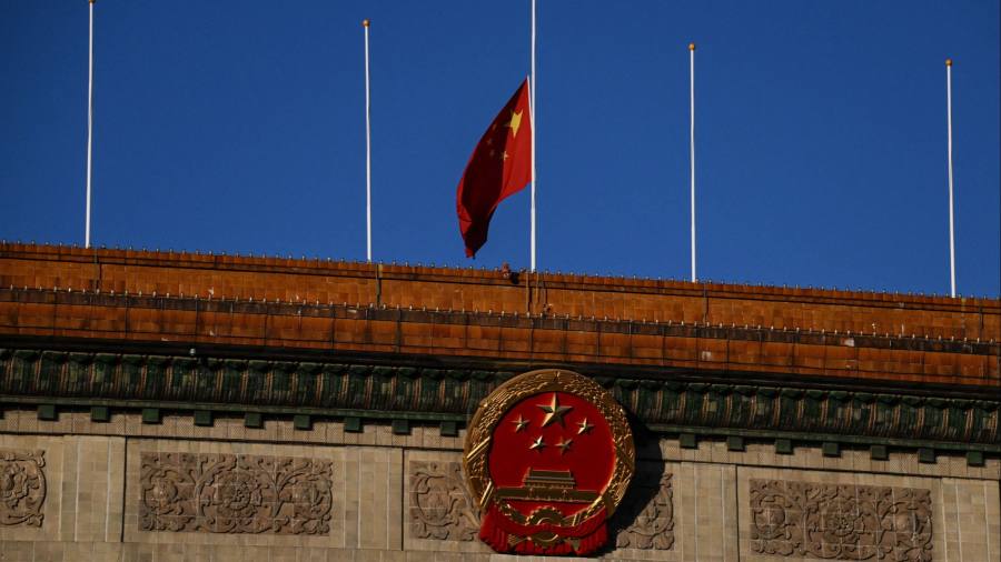 Noticias en vivo: China honra las credenciales "revolucionarias" de Jiang Zemin en una despedida de Estado