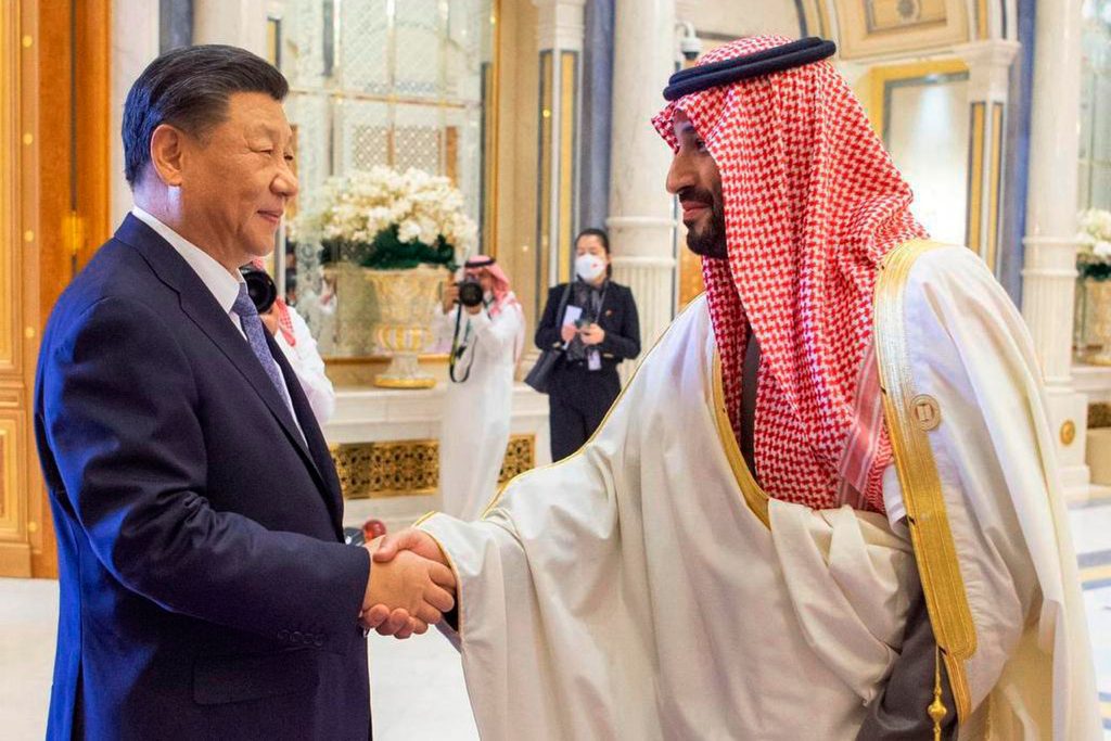 China pide que el petróleo se negocie en yuanes en la cumbre del Golfo en Arabia Saudita